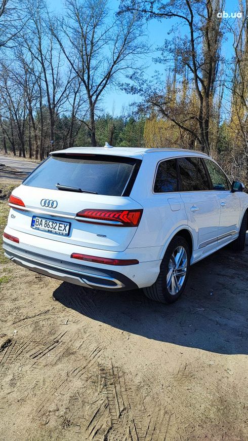 Audi Q7 2019 белый - фото 4