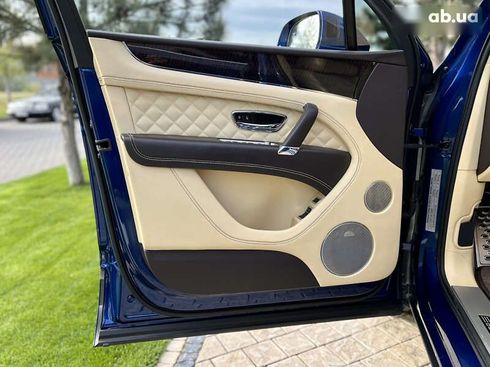 Bentley Bentayga 2017 - фото 25