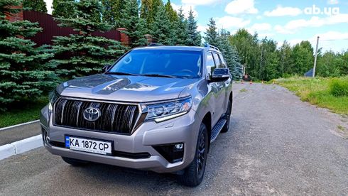 Toyota Land Cruiser Prado 2021 бежевый - фото 6