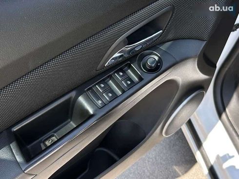 Chevrolet Cruze 2012 - фото 13