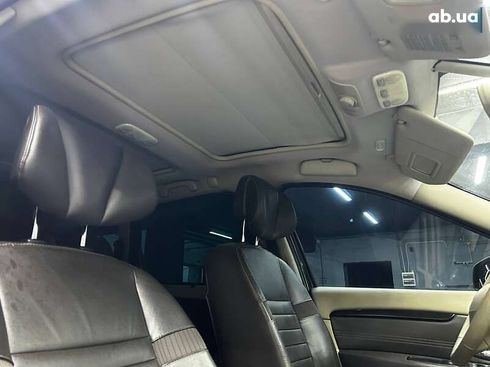 Renault Scenic 2011 - фото 16