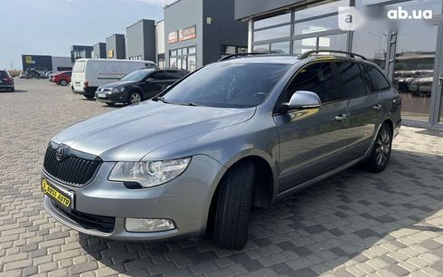 Skoda Superb 2011 - фото 3