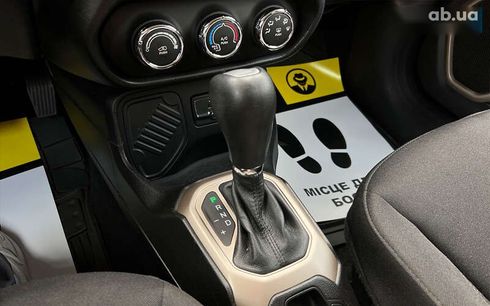 Jeep Renegade 2017 - фото 18