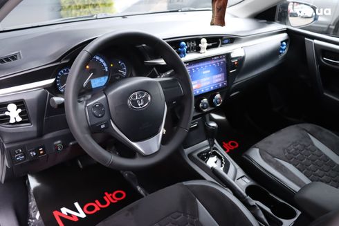 Toyota Corolla 2015 белый - фото 5