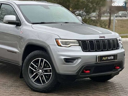 Jeep Grand Cherokee 2017 - фото 9