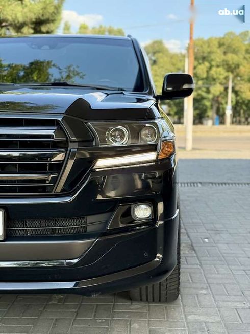 Toyota Land Cruiser 2020 - фото 7