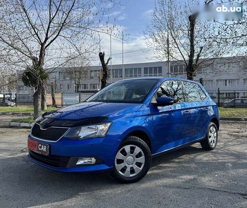 Skoda Fabia 2017 - фото 5