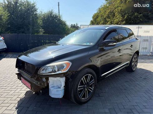 Volvo XC60 2017 - фото 2