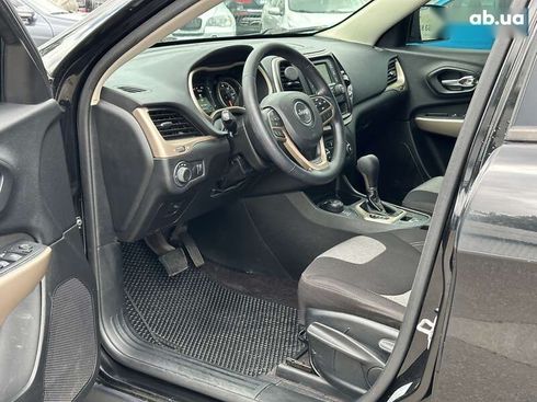 Jeep Cherokee 2017 - фото 17