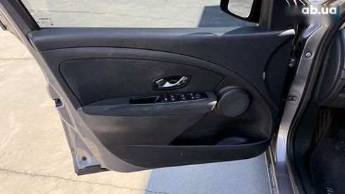 Renault Fluence 2013 - фото 14