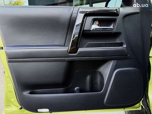 Toyota 4Runner 2021 - фото 23