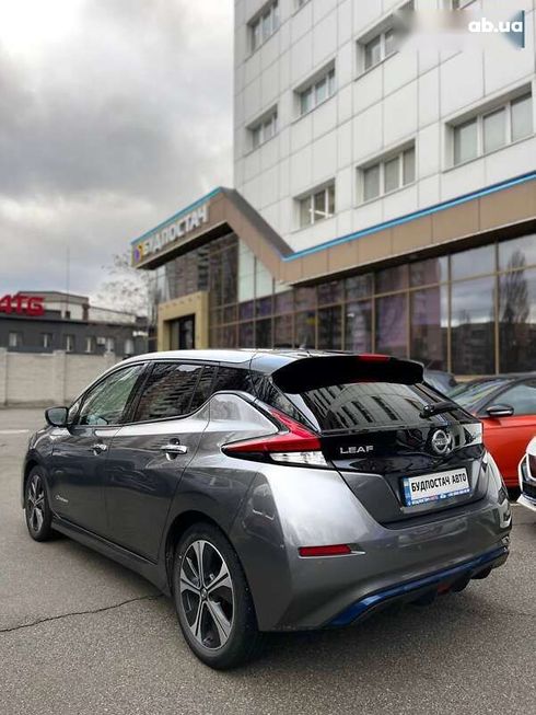 Nissan Leaf 2019 - фото 9