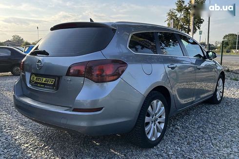 Opel Astra 2011 - фото 6