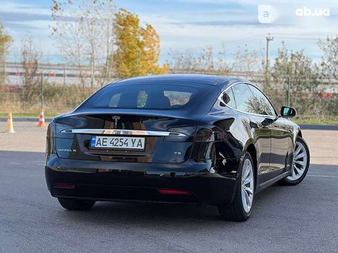 Tesla Model S 2016 - фото 7