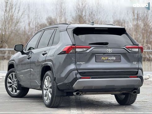 Toyota RAV4 2019 - фото 8