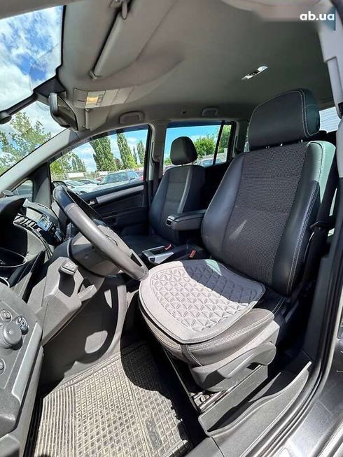 Opel Zafira 2011 - фото 15