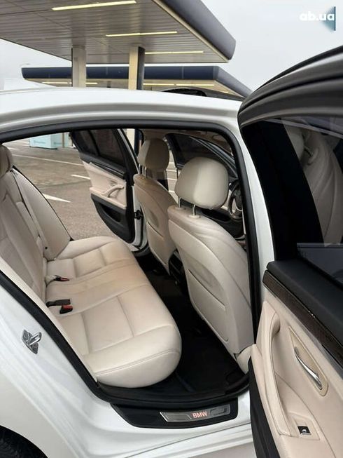 BMW 5 серия 2014 - фото 18