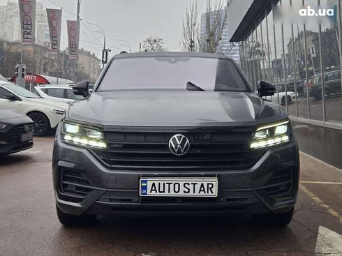 Volkswagen Touareg 2021 - фото 3