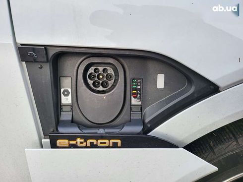 Audi E-Tron 2021 - фото 23