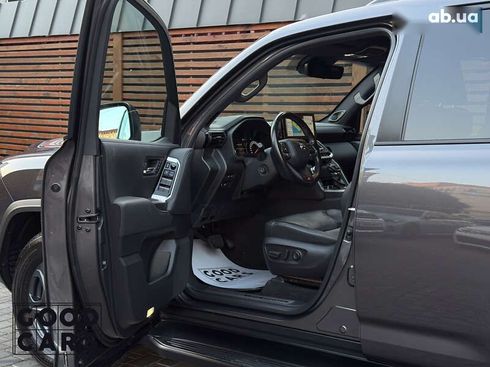 Toyota Land Cruiser 2023 - фото 19