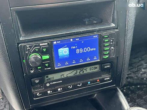Volkswagen Golf 2000 - фото 16