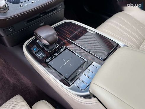 Lexus LS 2018 - фото 21