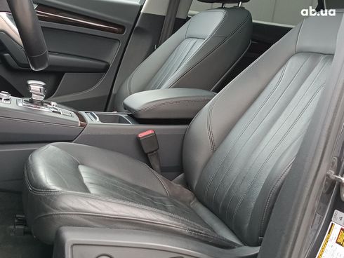 Audi Q5 2018 серый - фото 41