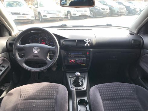 Volkswagen passat b5 2003 серый - фото 34