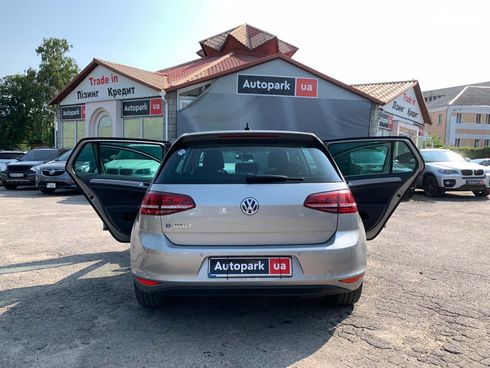 Volkswagen e-Golf 2015 серый - фото 17