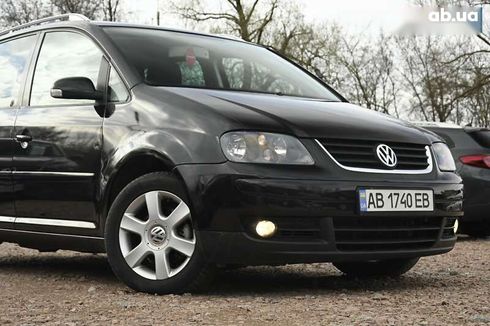 Volkswagen Touran 2004 - фото 3