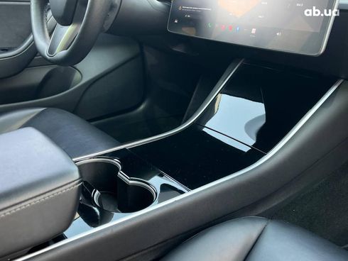 Tesla Model 3 2019 черный - фото 42