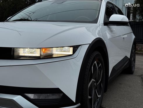 Hyundai Ioniq 5 2022 белый - фото 5