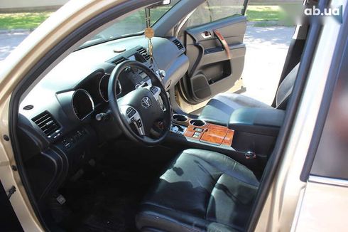 Toyota Highlander 2011 - фото 22