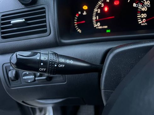 Toyota Corolla 2002 серый - фото 24