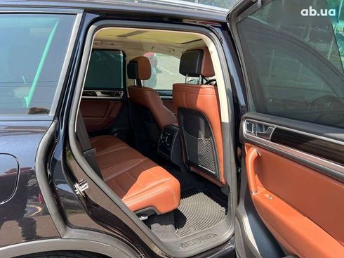 Volkswagen Touareg 2015 - фото 22