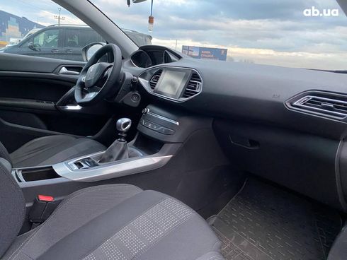 Peugeot 308 2015 серый - фото 30