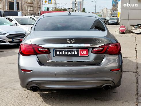 Infiniti Q70 2017 серый - фото 6