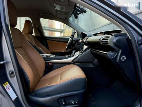 Lexus IS 2013 - фото 13