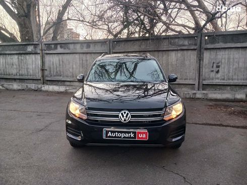 Volkswagen Tiguan 2016 черный - фото 2