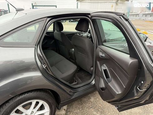 Ford Focus 2017 - фото 14