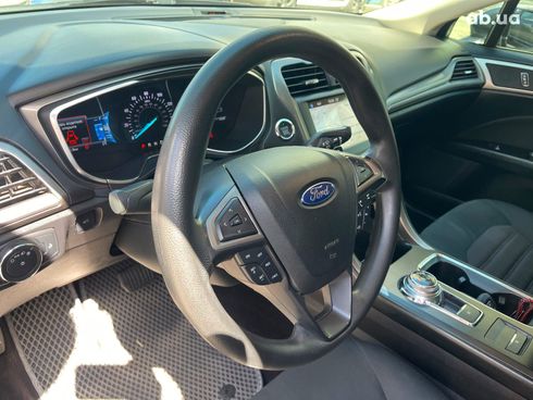 Ford Fusion 2017 серый - фото 31