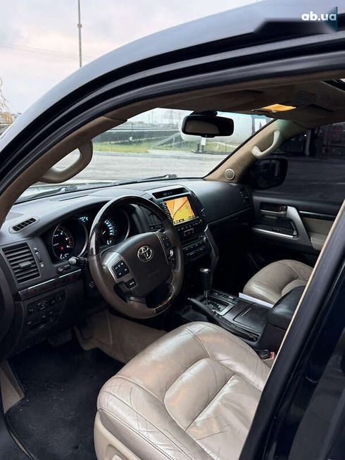 Toyota Land Cruiser 2008 - фото 13