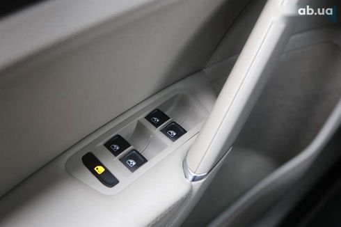 Volkswagen Golf 2017 - фото 23