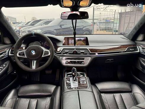 BMW 7 серия 2016 - фото 22