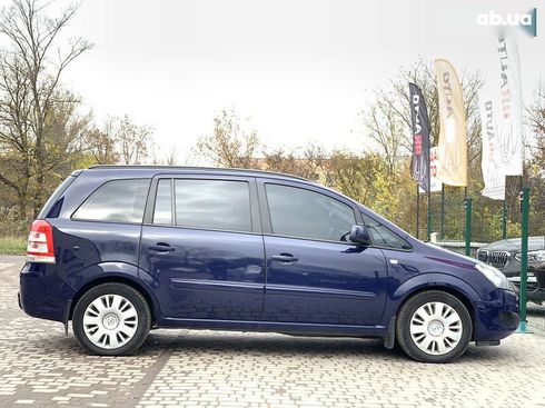 Opel Zafira 2011 - фото 22