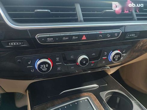 Audi Q7 2017 - фото 19