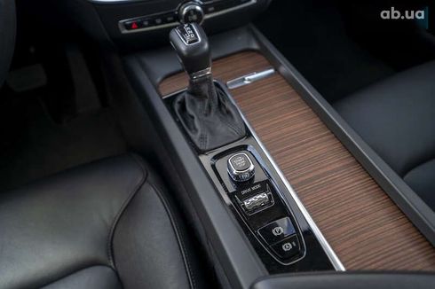 Volvo S60 2021 - фото 24