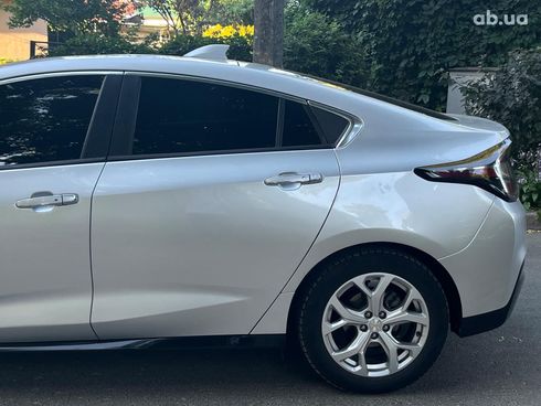 Chevrolet Volt 2016 серый - фото 7