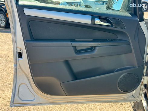 Opel Zafira 2012 серый - фото 15