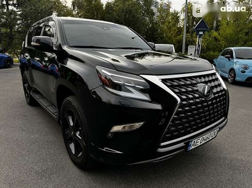 Lexus GX 2019 - фото 17